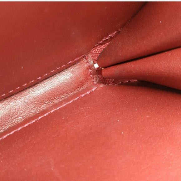 Louis Vuitton Round Coin Purse - Picture 6 of 8